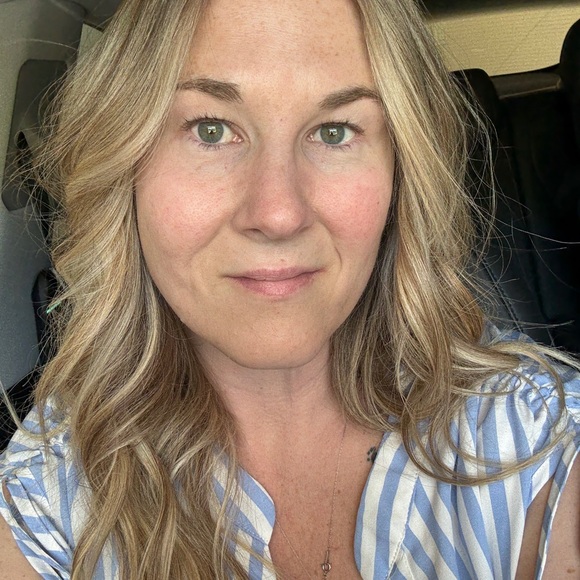 Meet your Posher, Brandy - Picture 4 of 12